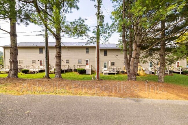 Building Photo - 2637 US-11W