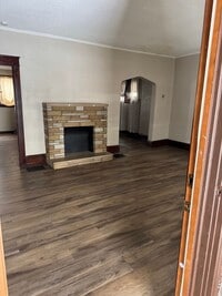 Building Photo - 3 bedroom 1 bath home