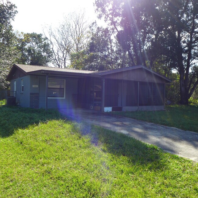 Building Photo - 26412 Rolling Acres Dr
