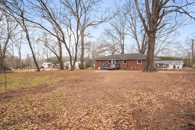 Building Photo - Beautiful 3BD Home in Clemson! Available Now