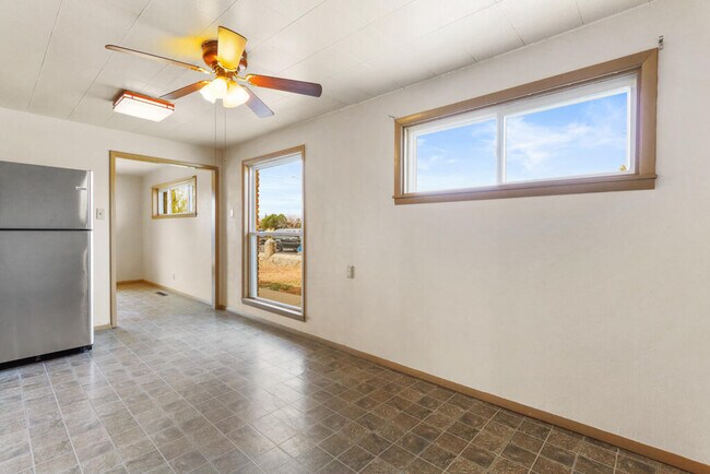 Building Photo - 5201 Cornell Ave