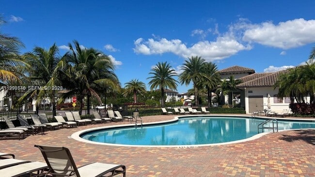 Building Photo - 3570 W 92nd Pl