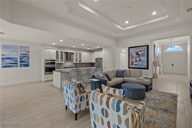 Building Photo - 8880 Redonda Dr