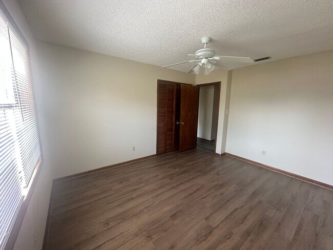 Building Photo - 3 Bedroom/2 Bath home in Valdosta