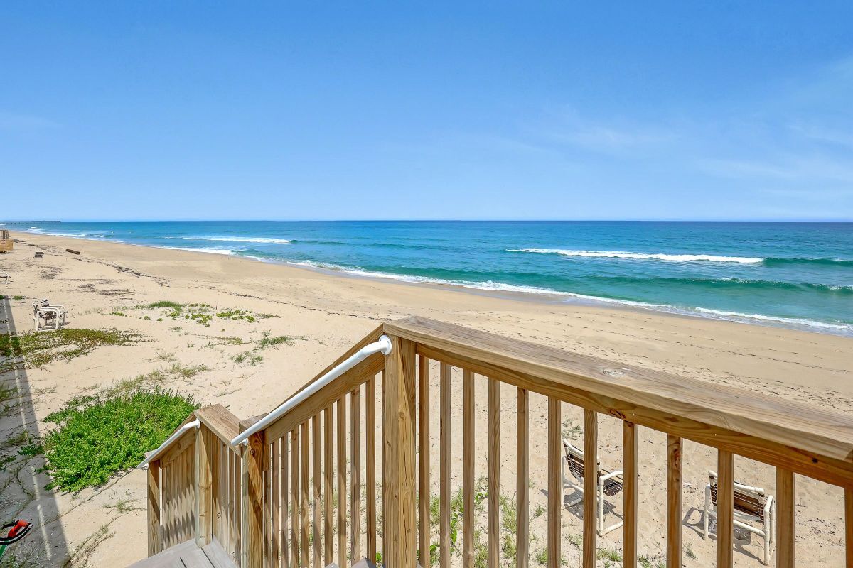 Building Photo - 3450 S Ocean Blvd