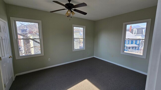 Building Photo - 30 S Main St