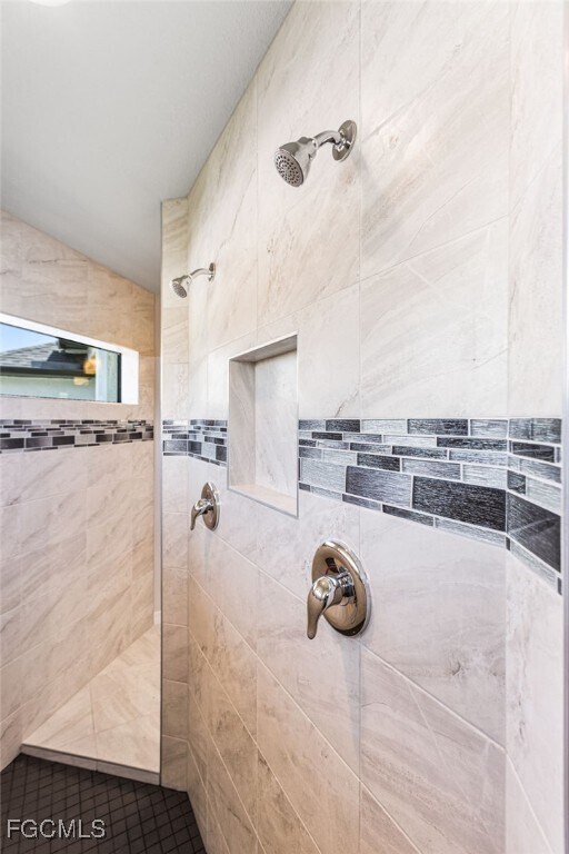 Building Photo - 1206 SW 20th Ave