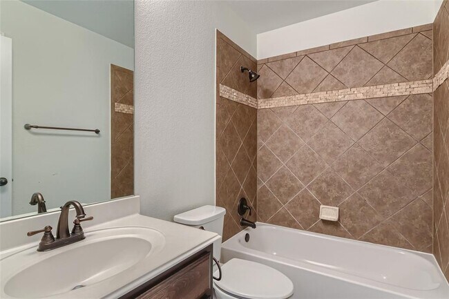 Building Photo - 12609 Calistoga Way