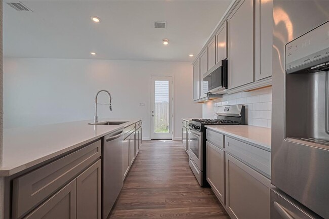 Building Photo - 5623 Foggy Vine Ct