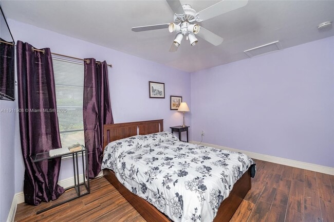 Building Photo - 11339 SW 132nd Pl