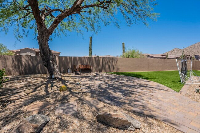 Building Photo - 10835 E Acacia Dr