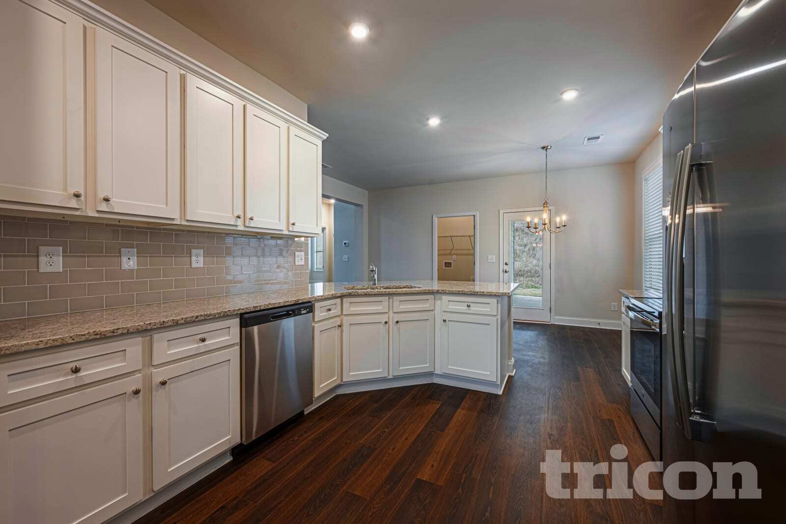 Building Photo - 424 Curlin Ct