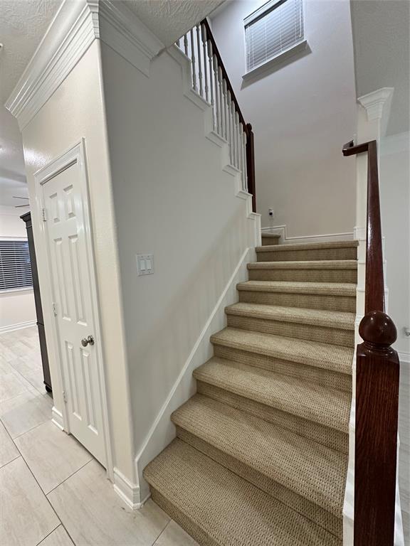 Building Photo - 3417 Clearview Cir