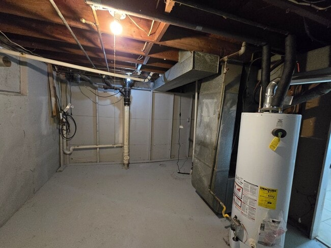 Building Photo - 3 bedroom with bonus extra room in basement fully rehabed