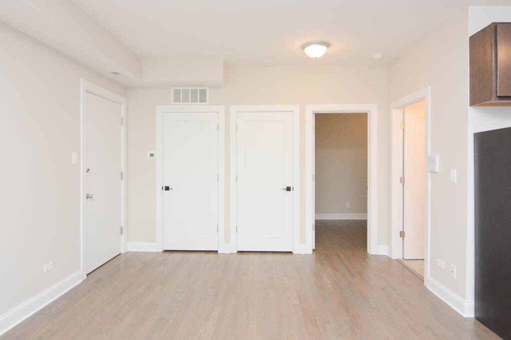 Building Photo - 3409 W Fullerton Ave