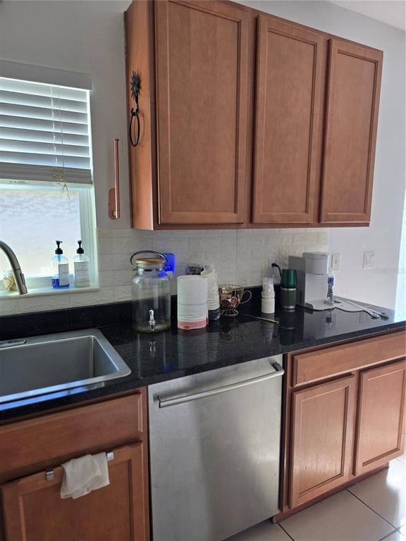 Building Photo - 2259 Waukegan Dr