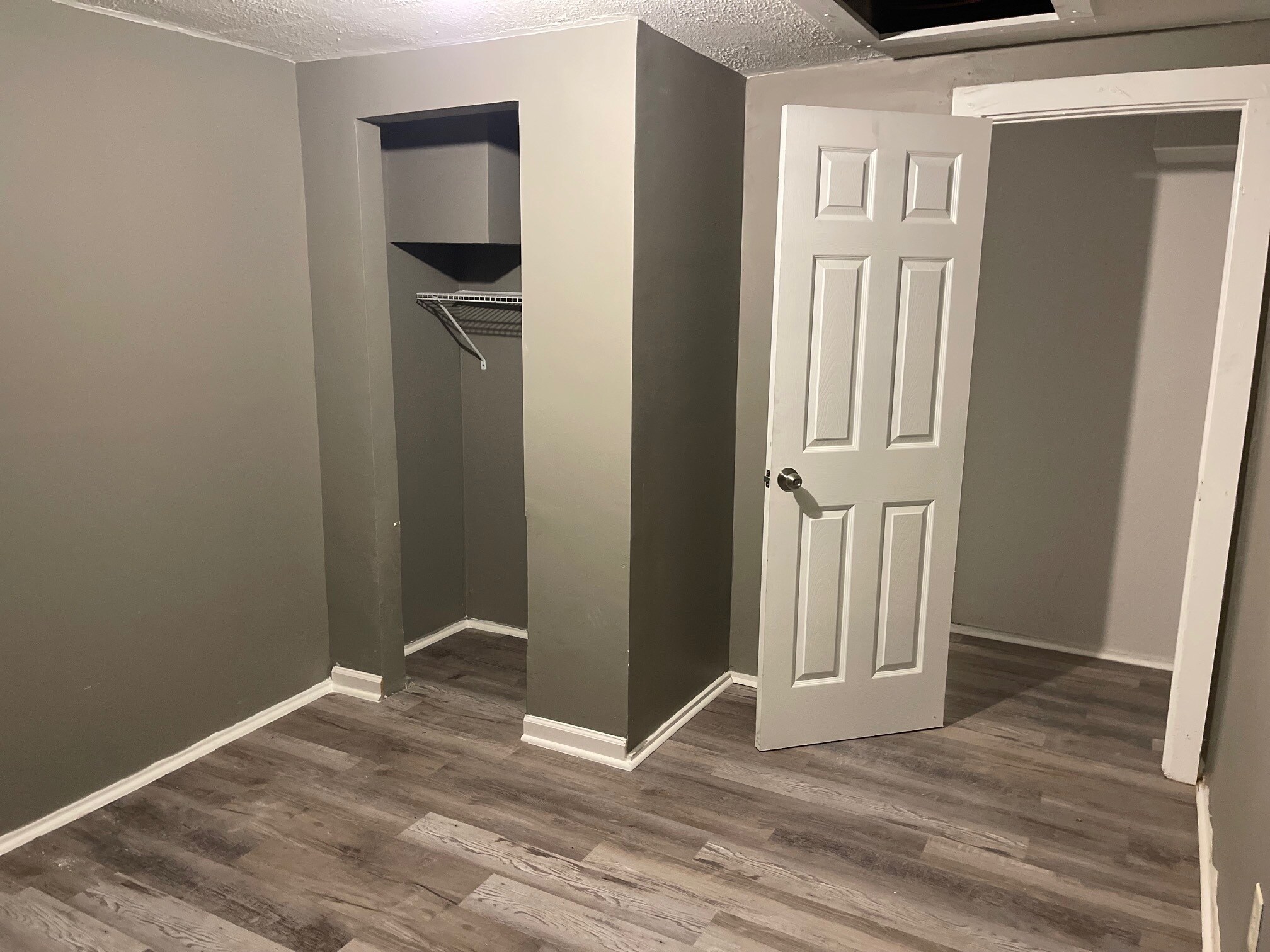 Building Photo - 531 New Berlin Rd