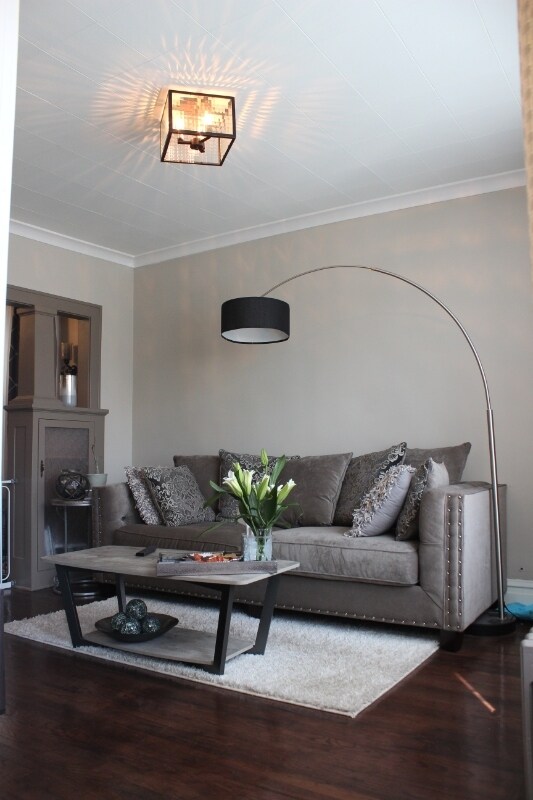 Building Photo - 3204 S Emerald Ave