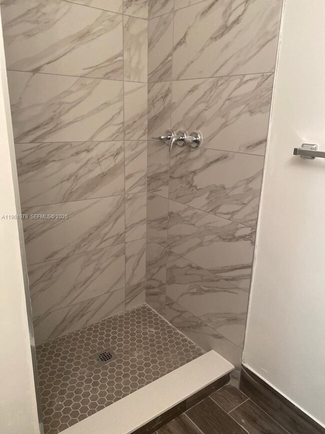 Building Photo - 6551 Boulevard of Champions