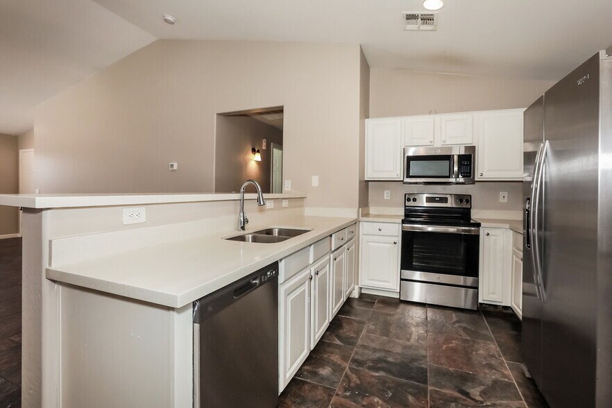 Building Photo - 33053 N North Butte Dr