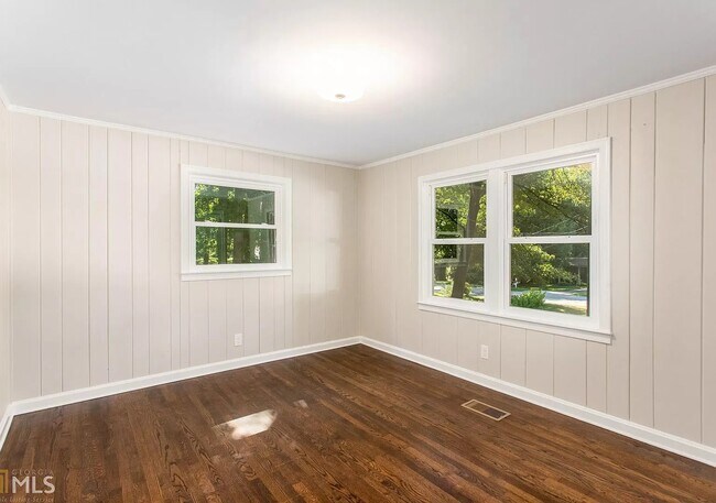 Building Photo - 3470 Jackson Drive