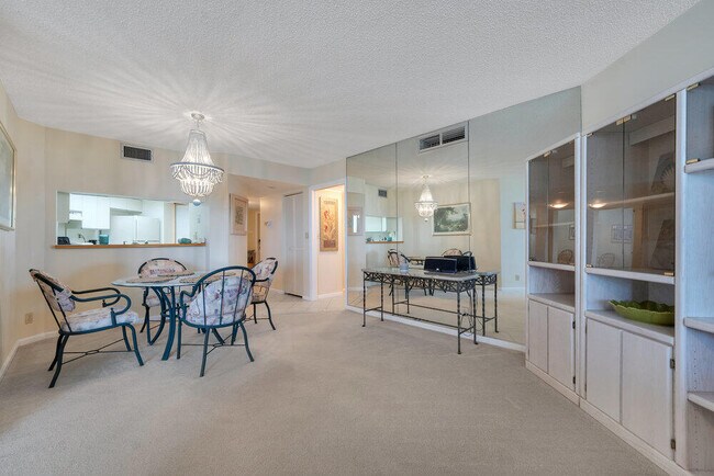 Building Photo - 9550 S Ocean Dr