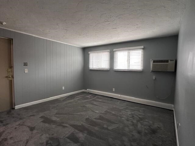 Building Photo - 207 Union St