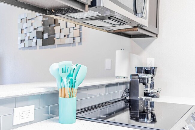 Building Photo - 3501 S 1st St