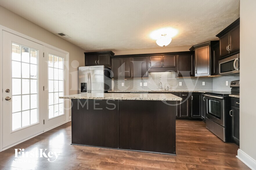 Building Photo - 1280 Eagle's View Dr