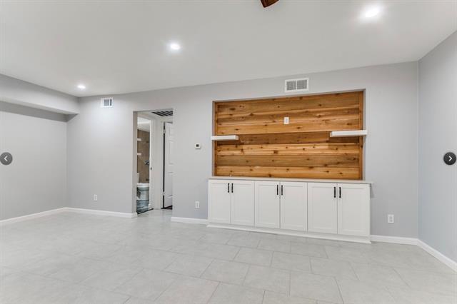 Building Photo - 12888 Montfort Dr