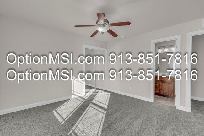 Building Photo - Charming 3-Bedroom Townhouse in Piper School District