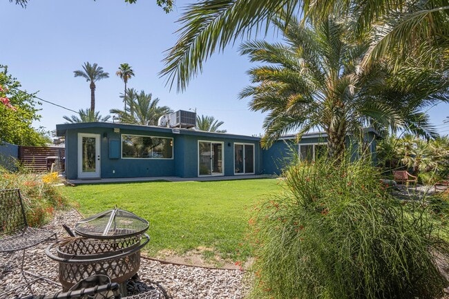 Building Photo - 44828 Rubidoux St