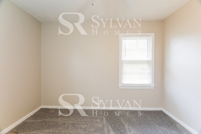 Building Photo - At Last, This Is What You Have Been Searching For!