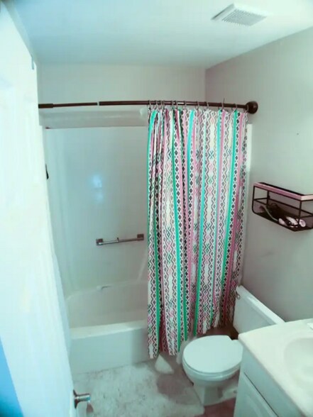 Building Photo - 1680 Guthrie St