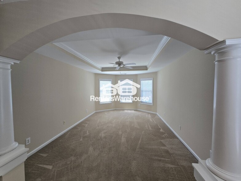 Building Photo - 2761 Autumn View Dr