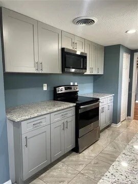 Building Photo - 2207 N Hastings St