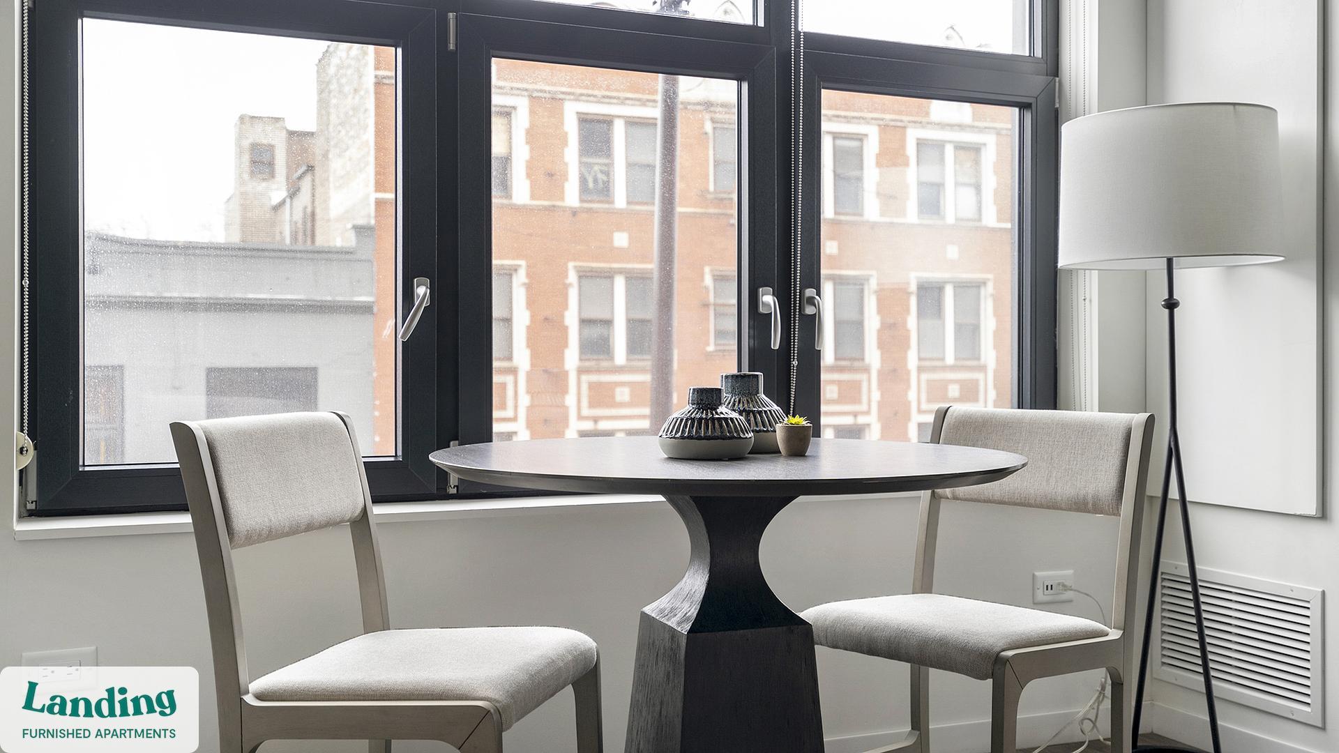 Building Photo - 2480-2522-2522 N Milwaukee Ave