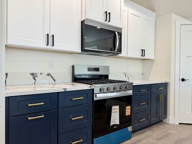 Building Photo - 1204 S Central Ave