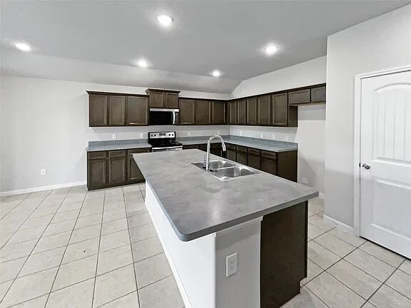 Building Photo - 9010 Bald Cypress St
