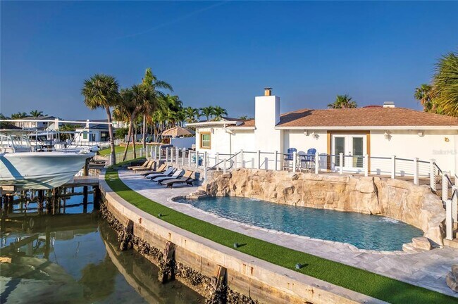 Building Photo - 320 Harbor Passage