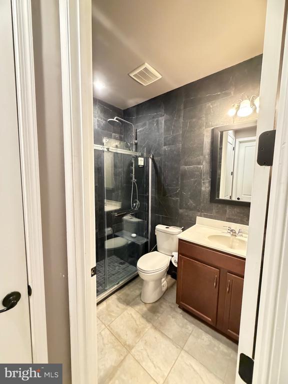 Building Photo - 3516 Timber Green Dr