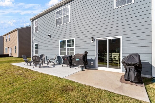 Building Photo - Spacious 5 BR for Rent in Wendall-Availabl...