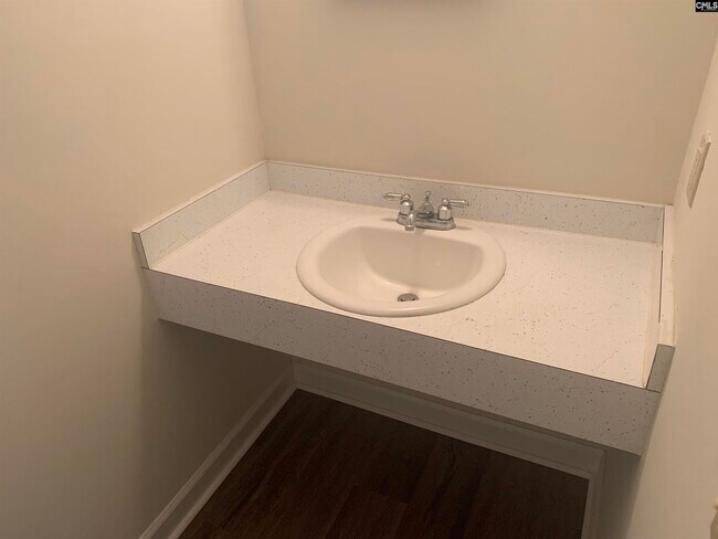 Building Photo - 2403 Duncan St