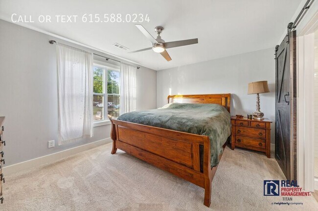 Building Photo - 141 Rivergate Dr