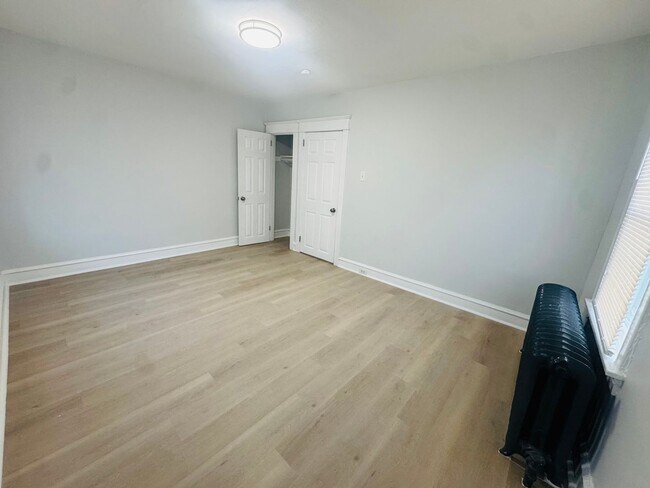 Building Photo - Rehabbed 3bd/1.5bth House with Backyard!! SECTION 8 ONLY!!