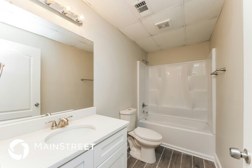 Building Photo - 110 Arborwood Way