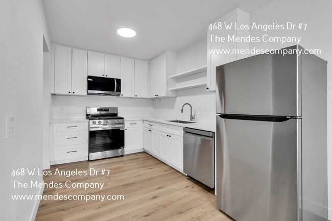 Building Photo - 468-72 W Los Angeles Dr