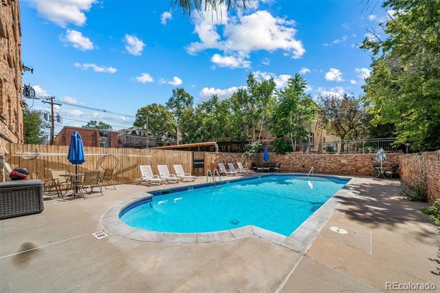 Building Photo - 1350 Josephine St