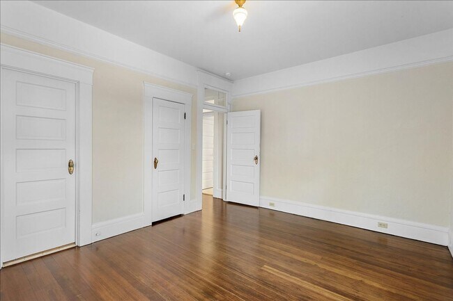 Building Photo - 1416-1418 Willow St
