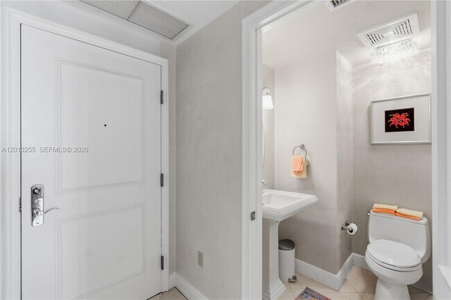 Building Photo - 3350 SW 27th Ave